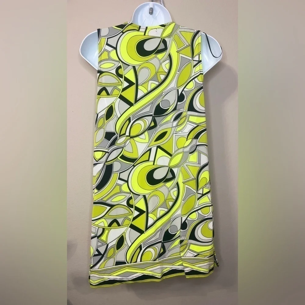 Michael Kors sleeveless top size Small - Picture 3 of 10